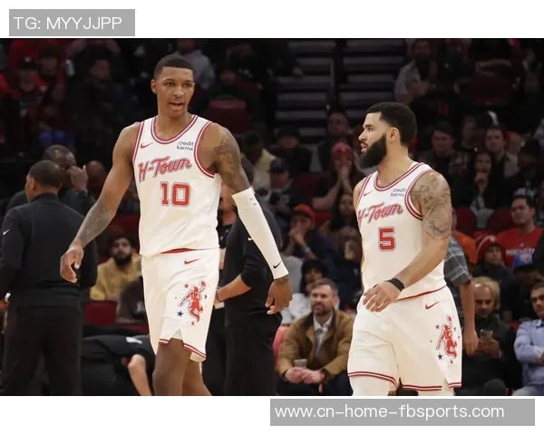 5月5日火箭与勇士激战第3场精彩回放全程回顾与分析 5月5日火箭与勇士激战第3场精彩回放全程回顾与分析